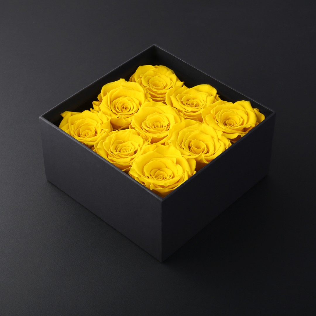 بوكس ورد طبيعي دائم أصفر بريفي روز PRY25 - Prive Rose - باقة ورد طبيعي 9 وردات - ROSE بوكس ورد طبيعي دائم أصفر بريفي روز PRY25 - Prive Rose